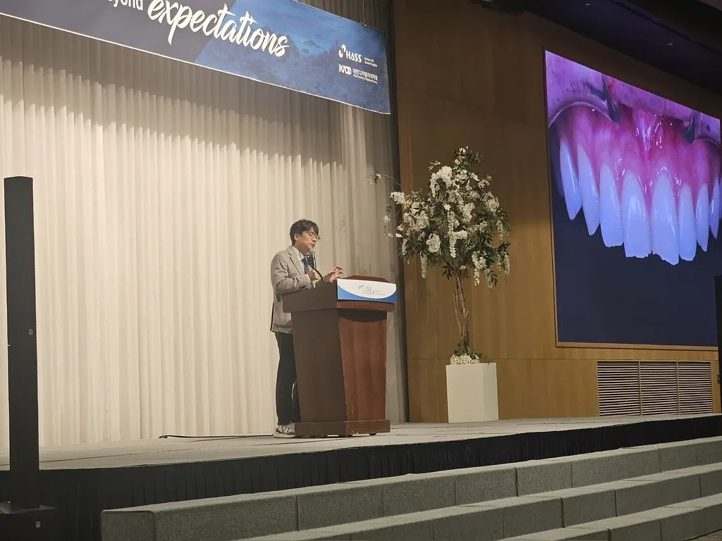 Invited lecture at the I.DE.A forum “Glass ceramics beyond expectations” (HASS · Korean Academy of Digital Dentistry)